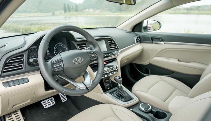 ưu nhược điểm xe Hyundai Elantra an toàn